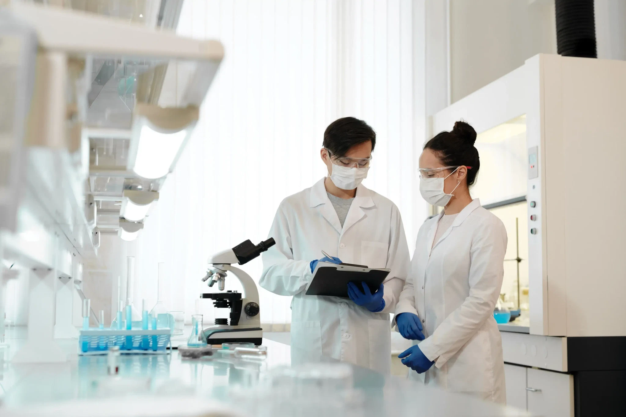 How to choose a LIMS for a biotech CRO